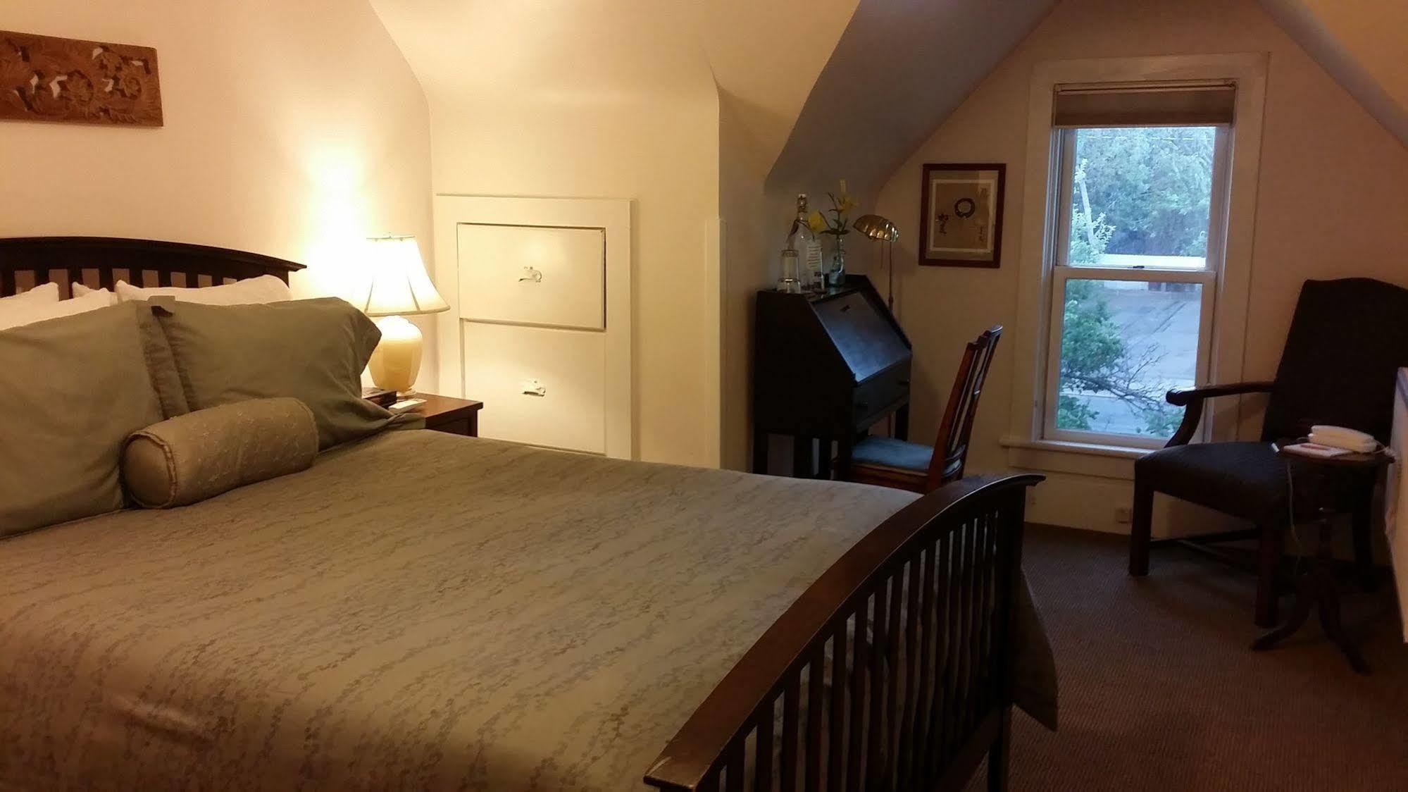 Briar Rose Bed & Breakfast Боулдър Екстериор снимка