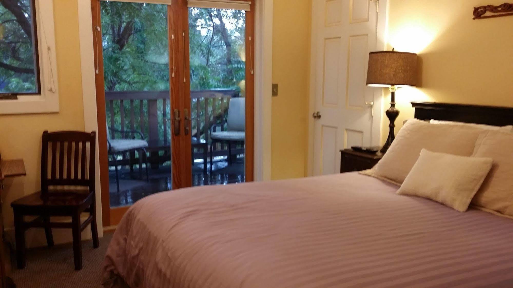 Briar Rose Bed & Breakfast Боулдър Екстериор снимка