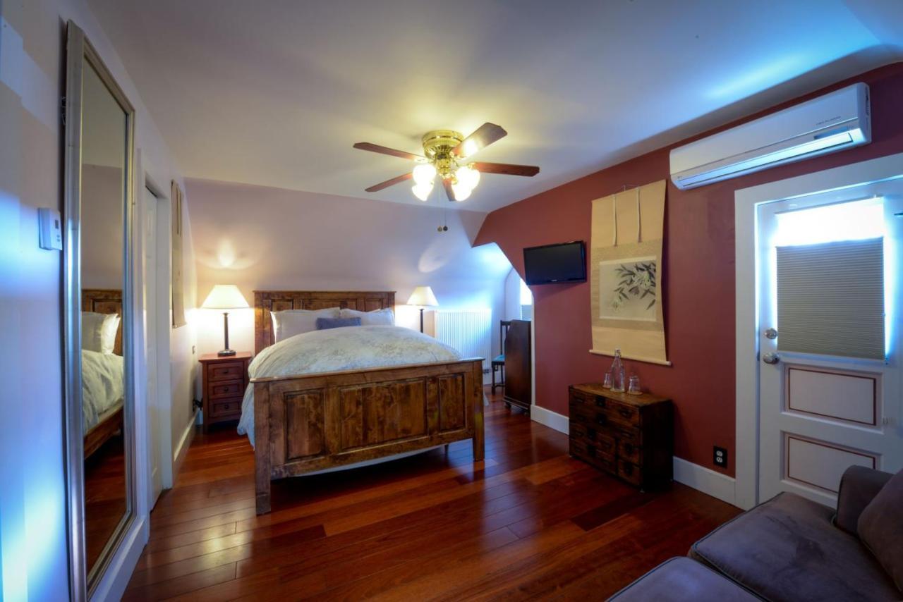 Briar Rose Bed & Breakfast Боулдър Стая снимка